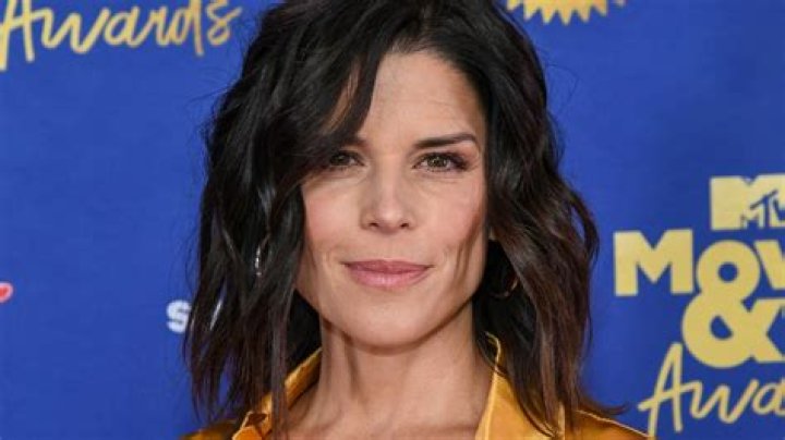 Neve Campbell biography: age, height, net worth, husband, kids
