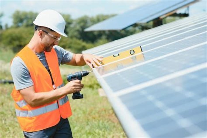24/7 Electricity in Nigeria: Man Happy After Installing Solar, Enjoys Light After Tariff Increase