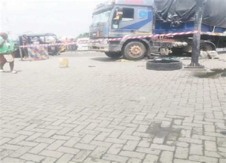 Tragedy as Truck Crushes 5-Year-old Girl To Death in Lagos