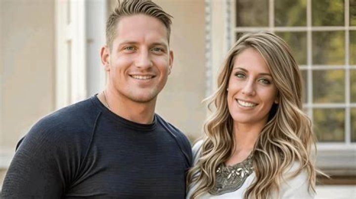 AJ Hawk Bio, Wiki, Age, Height, Wife, Pat McAfee, Salary, and Net Worth