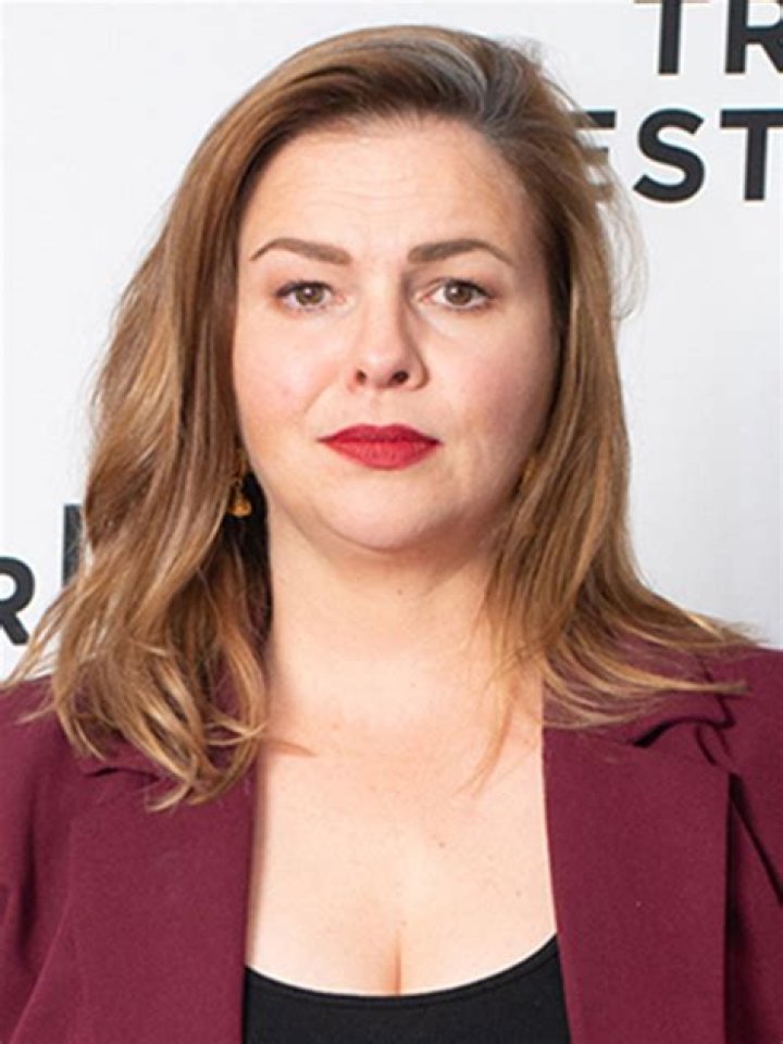 Amber Tamblyn – Biography, Facts & Life Story