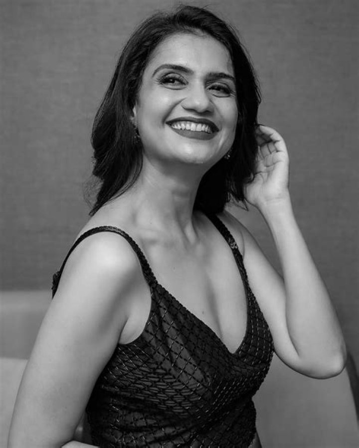 Amruta Subhash – Biography, Facts & Life Story