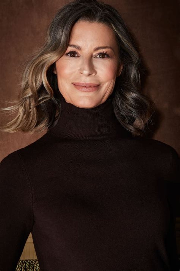 Anya Longwell biography- Ex-wife of Jeffrey Dean Morgan