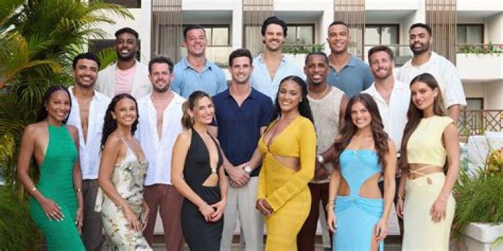 'Bachelor in Paradise' 2019 Cast Leaked — Plus Season 6 Spoilers!