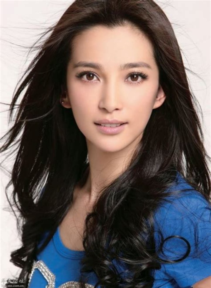 Beautiful Chinese Actresses [December , 2023 ] : Genius Celebs
