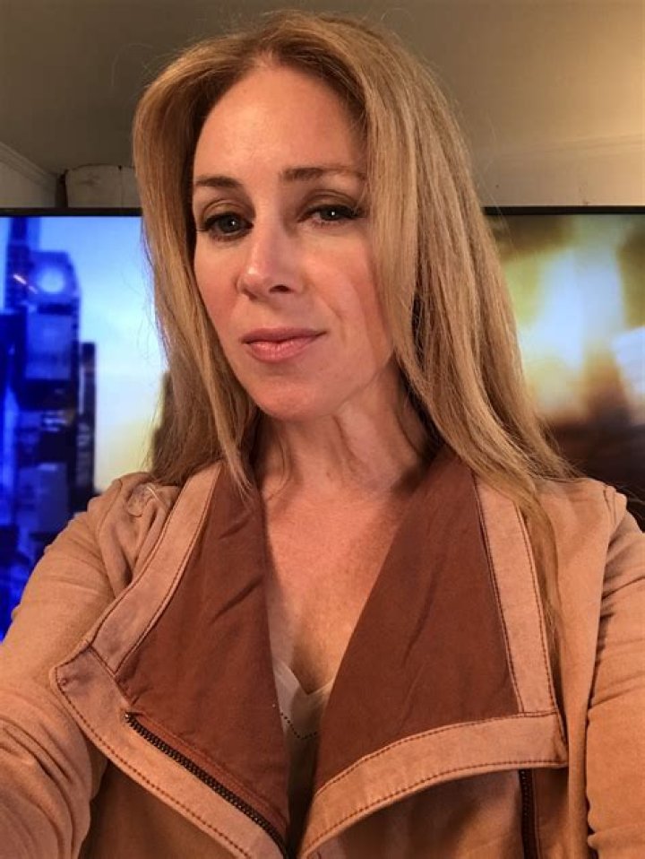 Becky Quick CNBC, Bio, Wiki, Age, Husband, Salary, and Net Worth