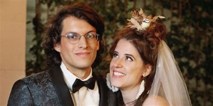 Bennett Focuses on a Trading Card Instead of Amelia 'MAFS' (EXCLUSIVE)