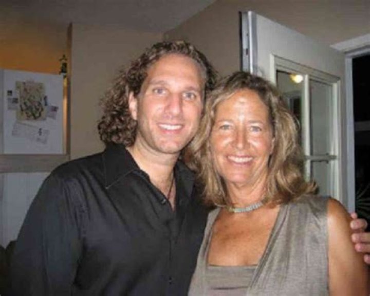 Married For Almost A Decade, Where Is Bill Walton’s Ex-wife Susan Guth Now?
