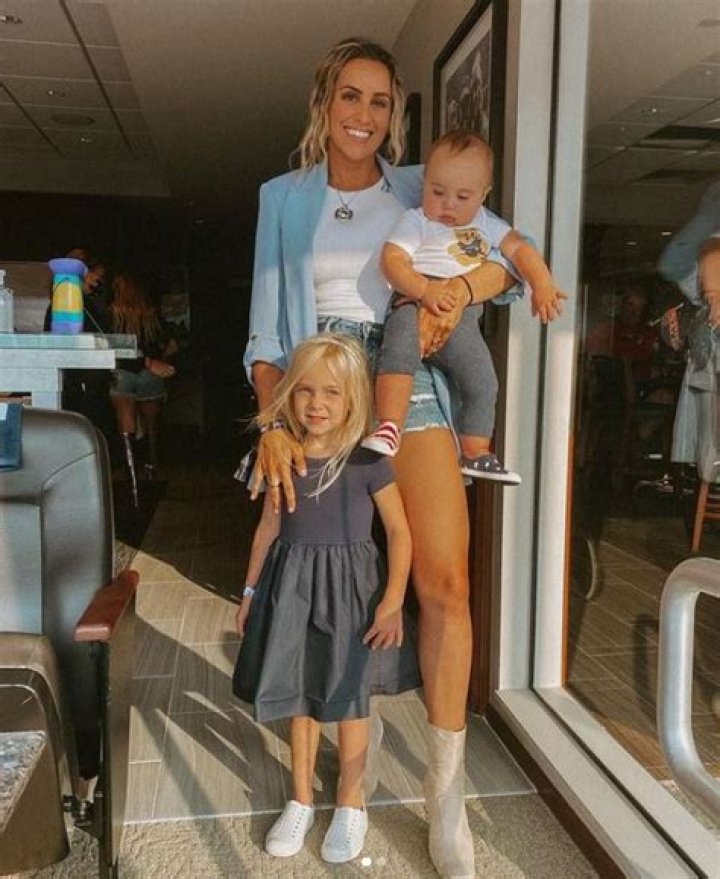 
Stephen Belichick’s Wife Jennifer Schmitt – Marital Pair’s Relationship And Children
