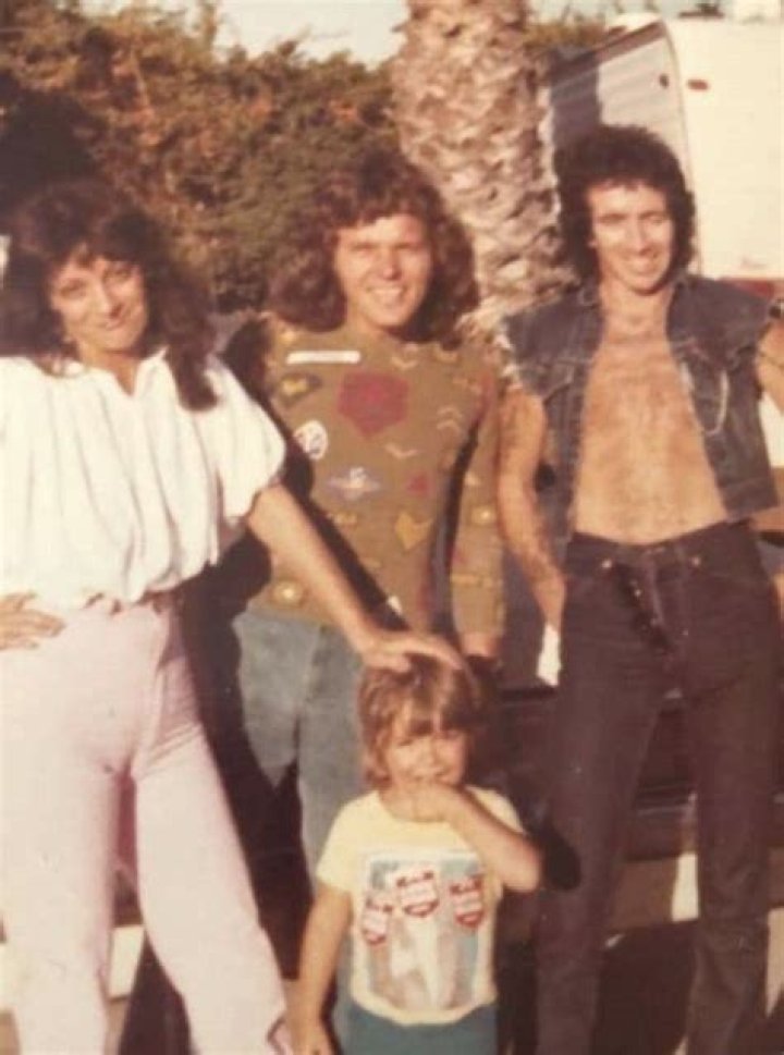 AC DC’s Bon Scott’s Children Are Still Out There?