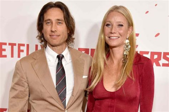 Brad Falchuk Age, Height, Gwyneth Paltrow, Movies, and Net Worth