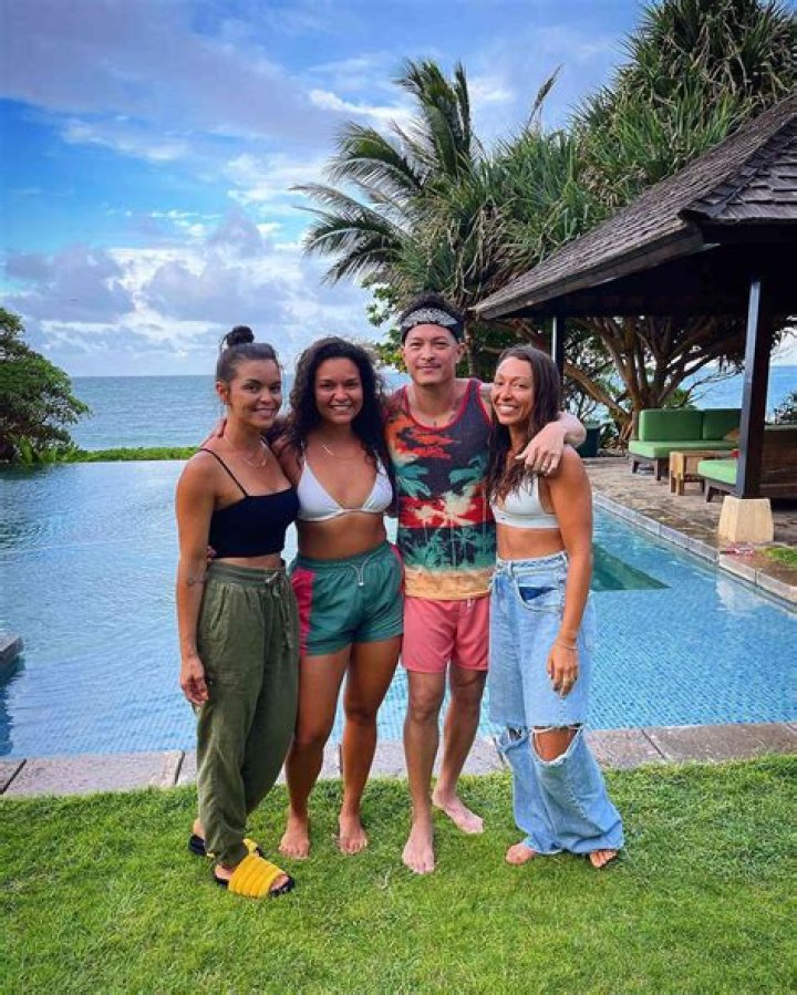 Tahiti Hernandez Is Already Married, Find Out What Does Bruno Mars’ Sister Do?