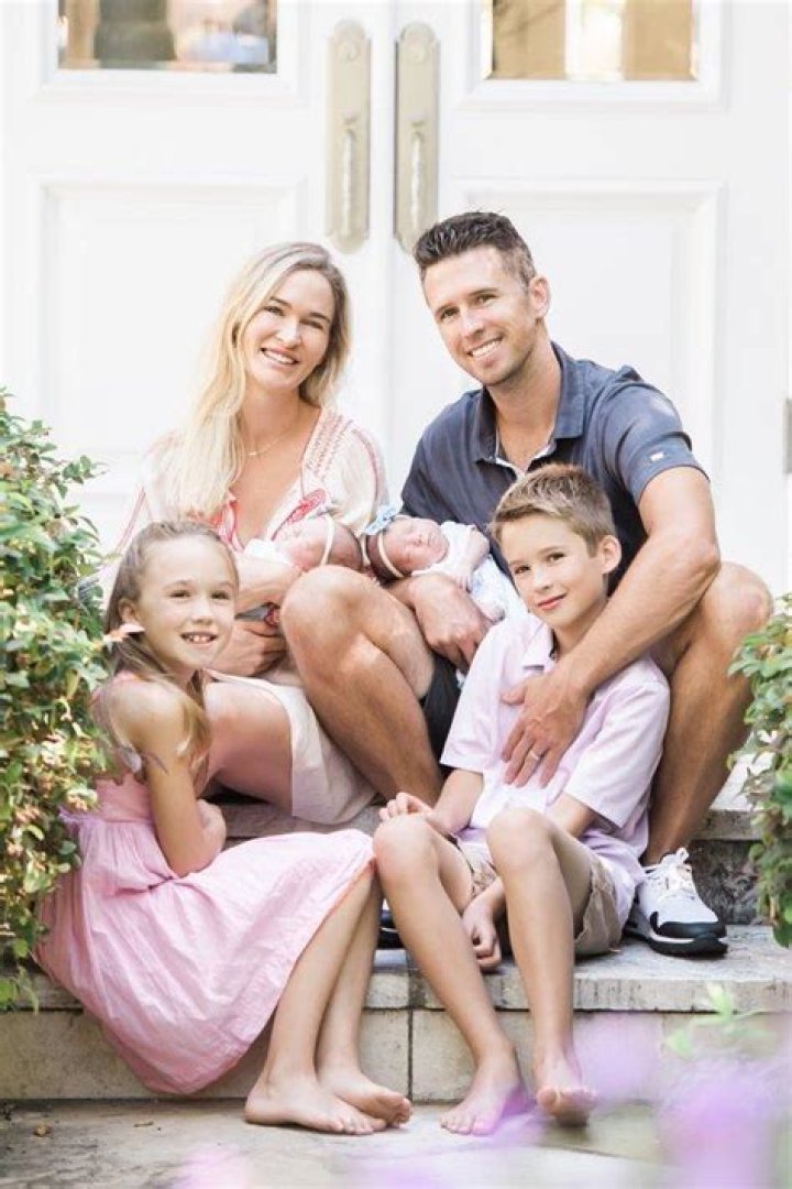 Buster Posey Puts His Family First as He Retires