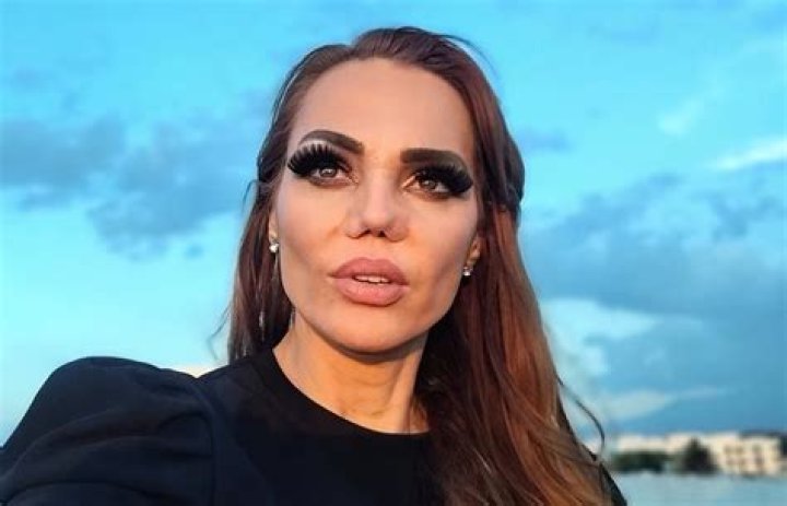 Carmen Campuzano – Biography, Facts & Life Story