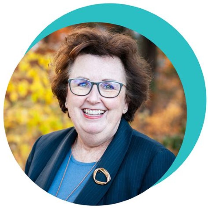 
Glenn Stearns Is A Father Of Six Children
