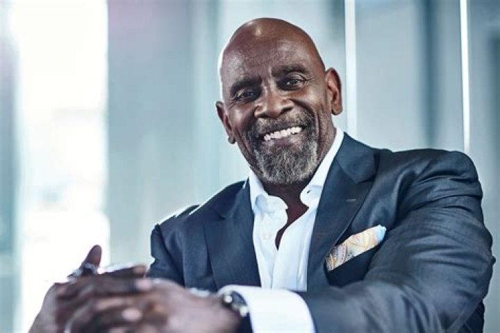 Chris Gardner Bio, Wiki, Age, Height, Wife, Ex-Wife, Books, Son, and Net Worth