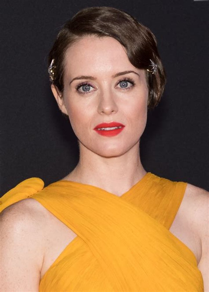 Claire Foy – Biography, Facts & Life Story