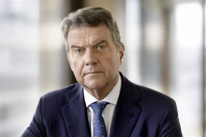 Colm Kelleher Ubs, Bio, Wikipedia, Age, Height, Wife, Morgan Stanley, and Net Worth