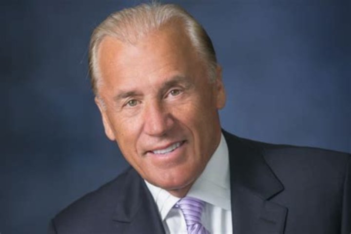 Dean Metropoulos Bio, Wiki, Age, Wife, Sons, and Net Worth