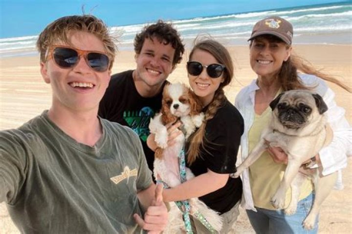 Does Bindi Irwin Have a Degree? She Earned This College Certificate Back in 2016