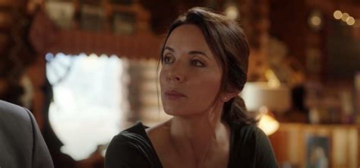 Does Lou Marry Mitch in Heartland?