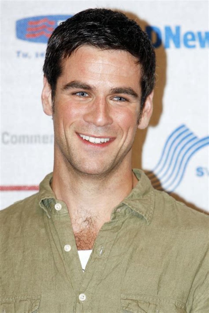 Eddie Cahill Height