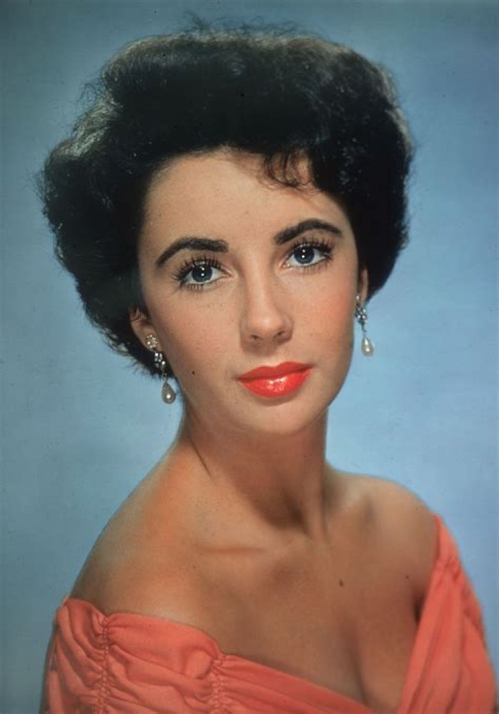 Elizabeth Taylor – Biography, Facts & Life Story