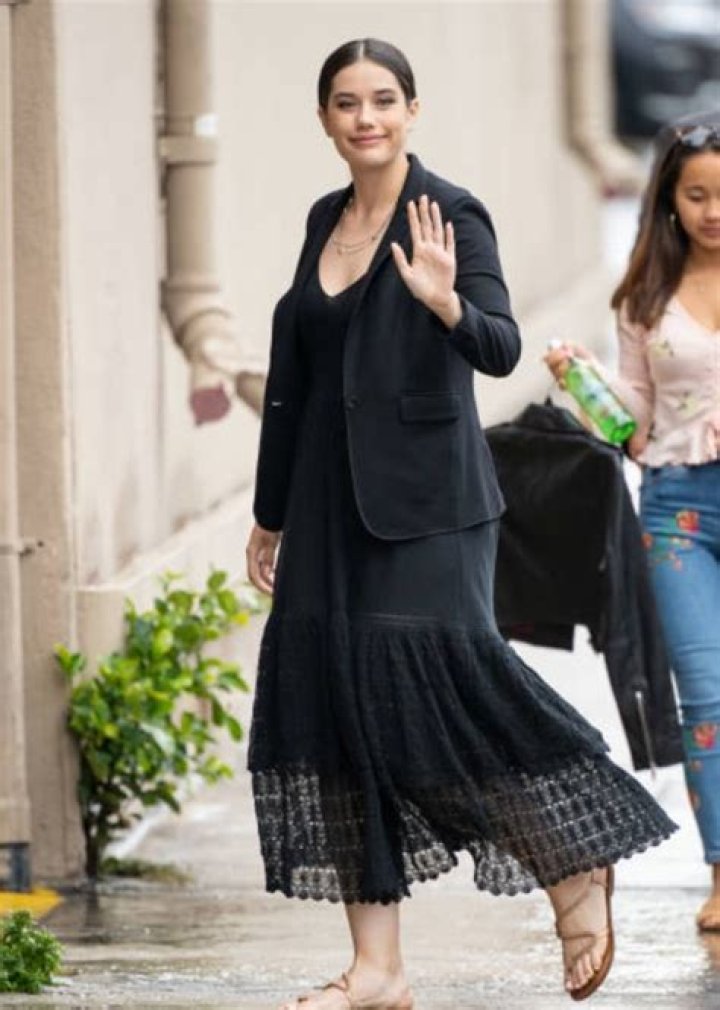 Ella Bleu Travolta Height