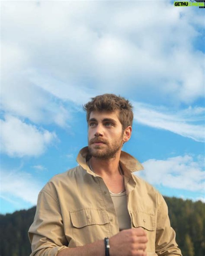 Emre Bey – Biography, Facts & Life Story