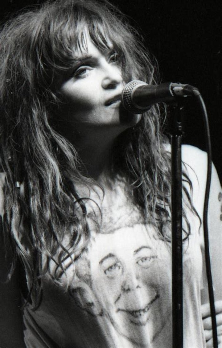 Exene Cervenka – Biography, Facts & Life Story