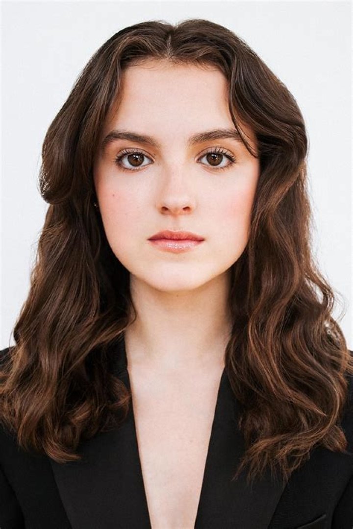 Fina Strazza – Biography, Facts & Life Story