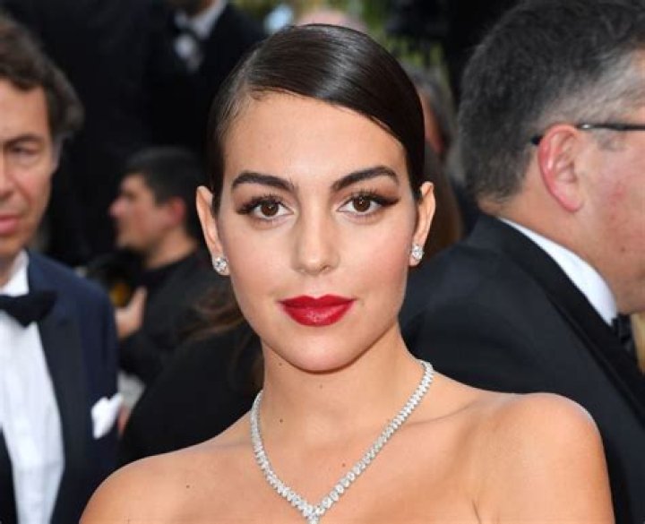 Georgina Net Worth – How Much Is Georgina Worth?