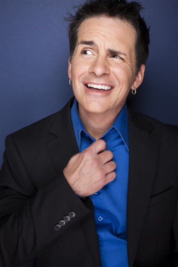 Hal Sparks Comedian, Bio, Wiki, Age, Height, Wife, Movies, YouTube, and Net Worth