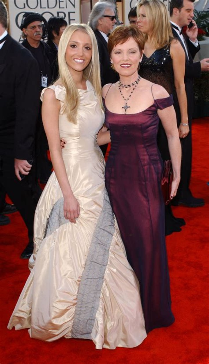 Haley Giraldo Net Worth