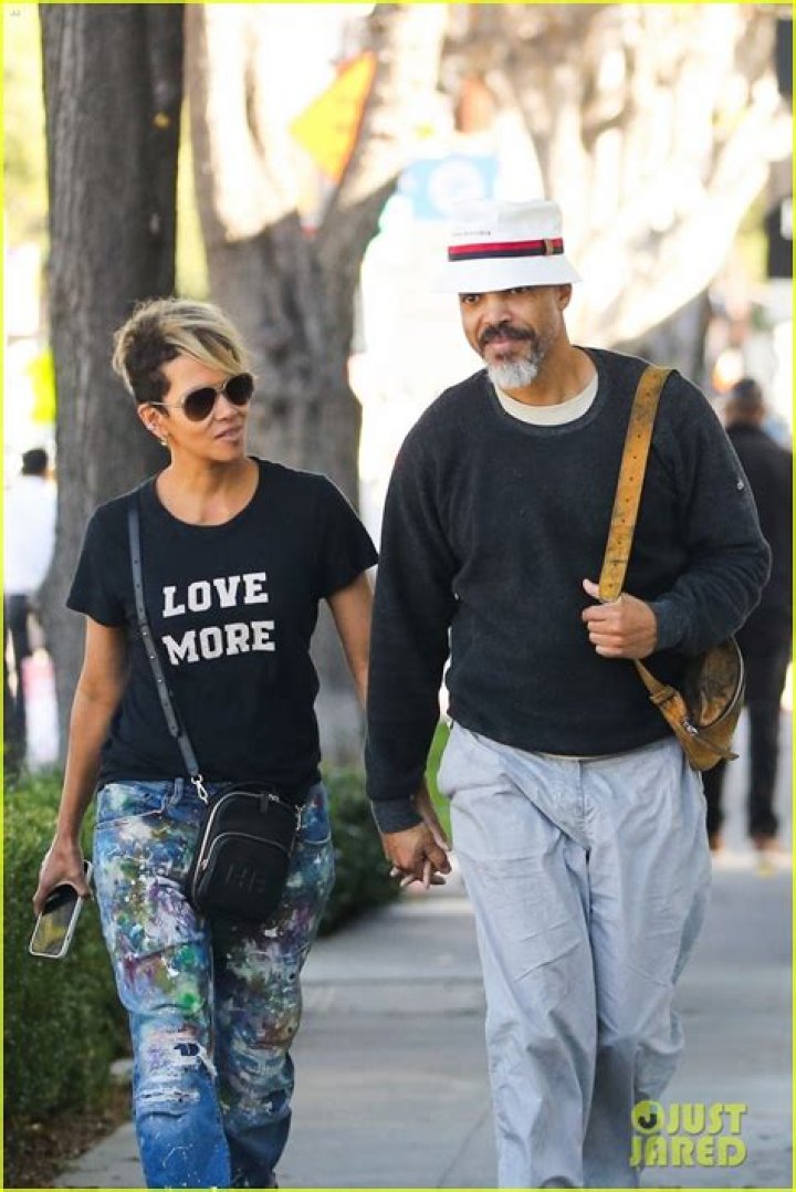 Halle Berry Might Be Ready to Take Relationship with Boyfriend Van Hunt a Step Further