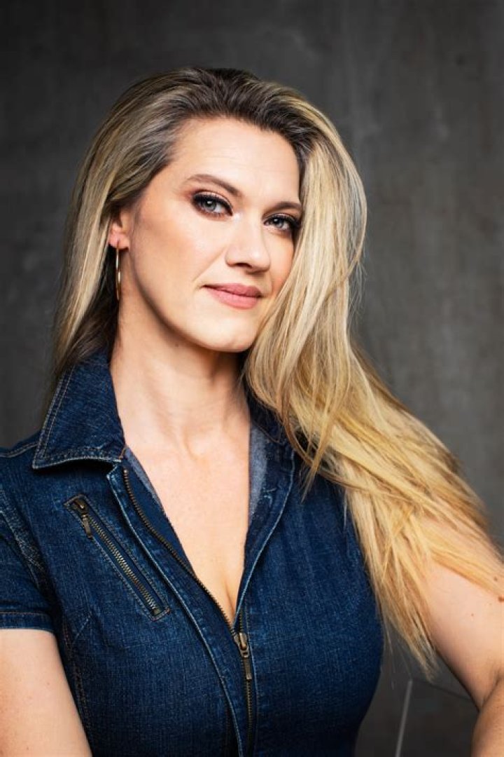 Heather Doerksen – Biography, Facts & Life Story