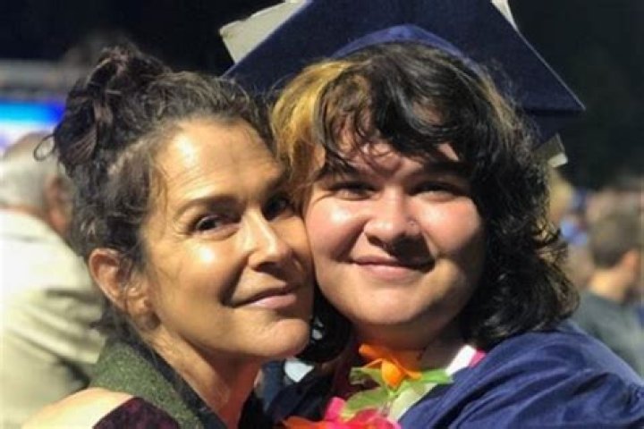 Meet India Willah Bramhall – Photos Of Doyle Bramhall II’s Daughter With Ex-Wife Susannah Melvoin