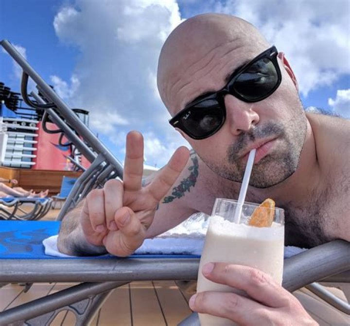 Based on This Instagram Pic, It Doesn't Look like Ghost Hunter Dave Tango Is Single