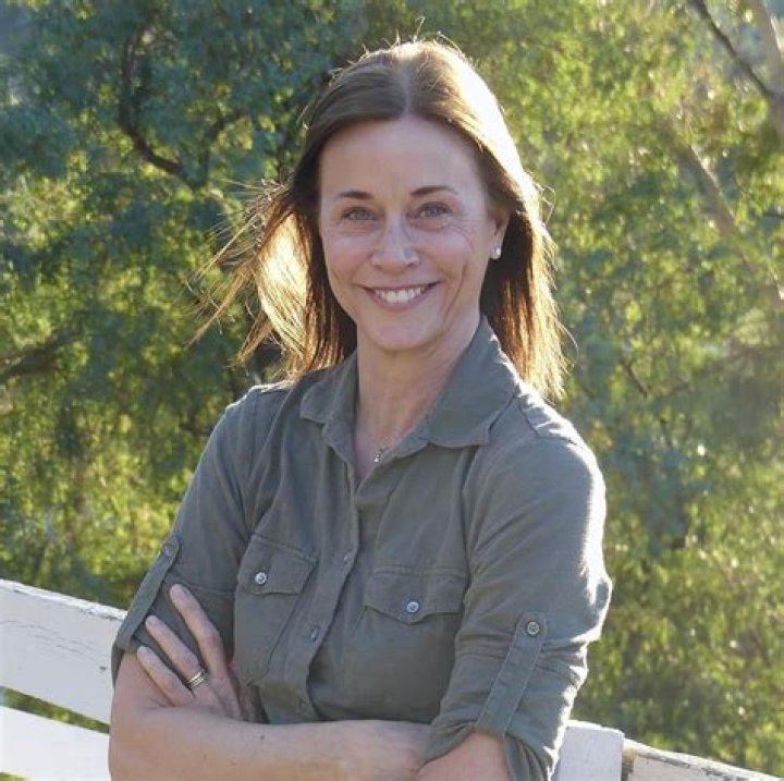 Jayne Brook – Biography, Facts & Life Story