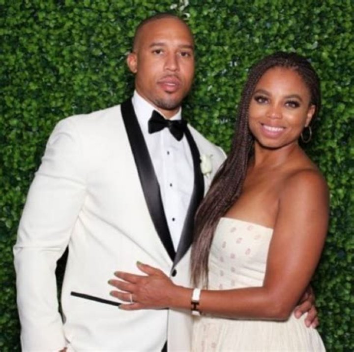 Who Is Jemele Hill Husband Ian Wallace? Age Gap And Kids