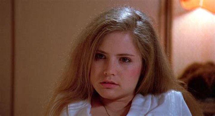 Jennifer Jason Leigh Bio, Wiki, Age, Height, Husband, Movies, Atypical, and Net Worth
