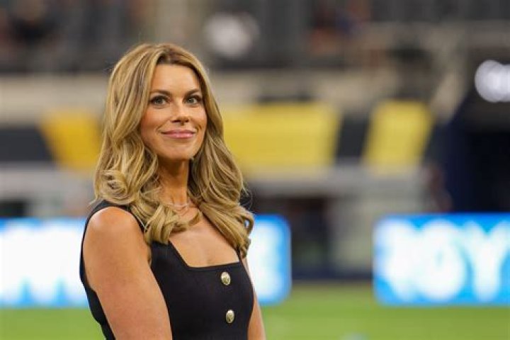 Fox Sports' Jenny Taft's Bio: Age, Husband, Family & More