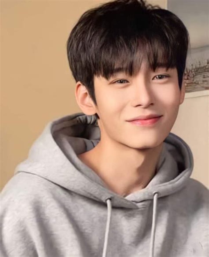 Jeon Changsha Age, Height, Girlfriend, Net Worth, Wiki