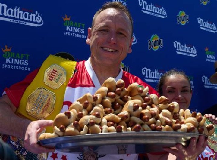 Here's Joey Chestnut's Earning, Impressive Eating Records & 2018 Net Worth