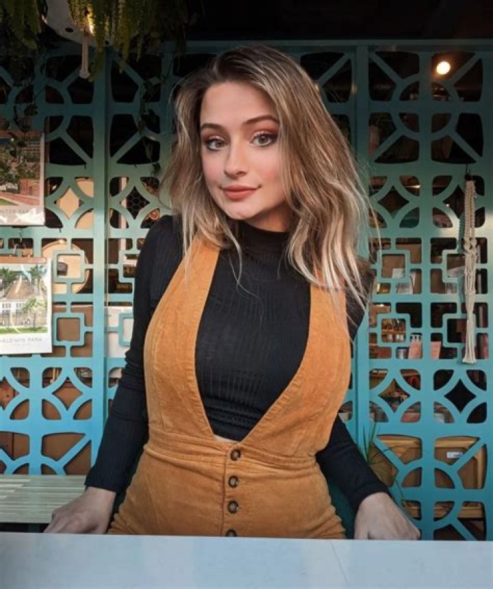 Katerino Age, Wiki, Height, Net Worth, Boyfriend, Bio