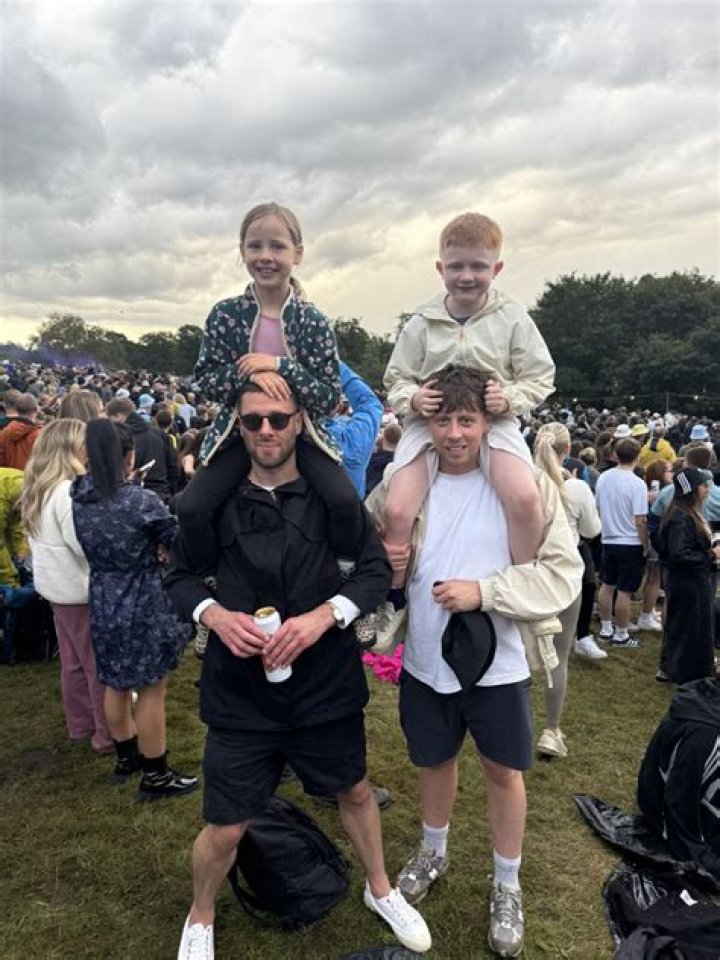 Who Are Katie Gallagher Kids Abigail, Charlie And Evie? Meet Her Husband Dave Skinner