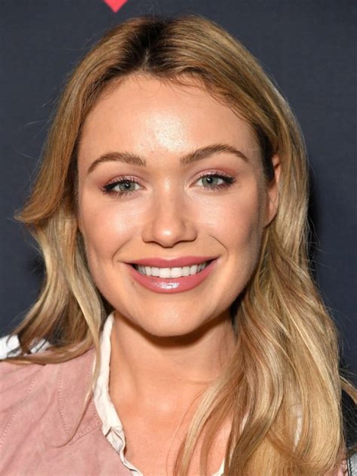 Katrina Bowden Actress, Bio, Wiki, Age, Height, Husband, Movies And TV Shows, and Net Worth