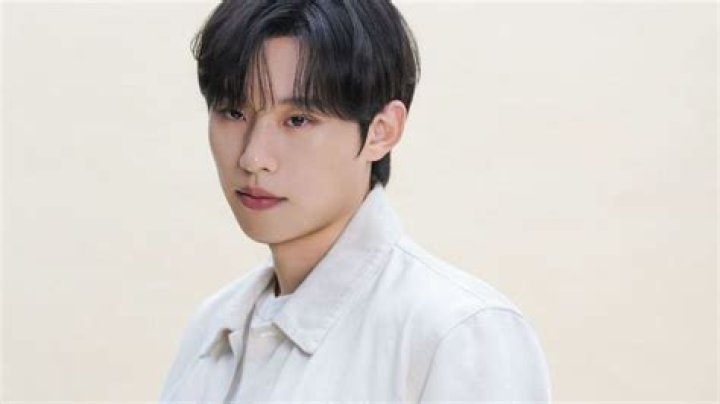 Kim Sung-cheol Net Worth 2024