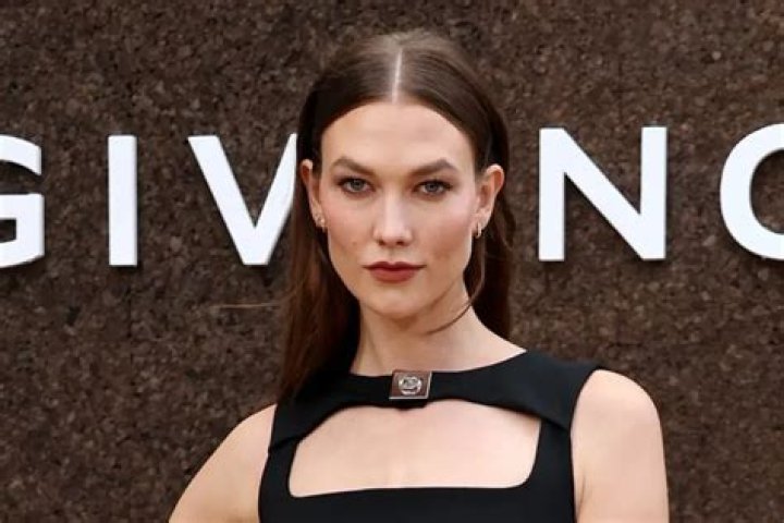 Kimberly Kloss Net Worth