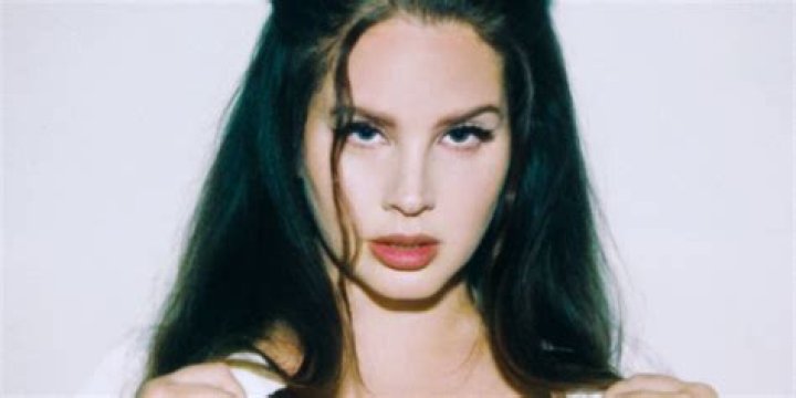 Lana Del Rey – Biography, Facts & Life Story